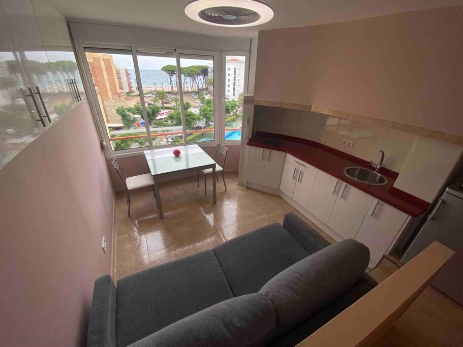 Estudio Con Vistas Al Mar Apartment La Pineda Bagian luar foto